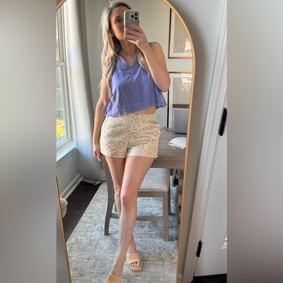 Women's Cream Patterned Metallic Boutique Shorts - Picture 5 of 16